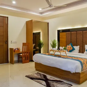 Yash Palace *** New Delhi