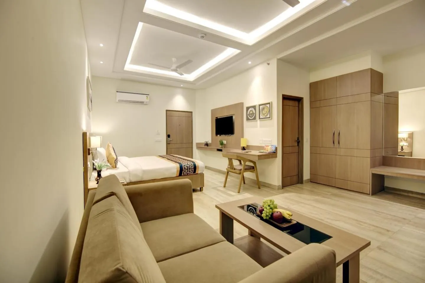 King Plaza Hotel New Delhi